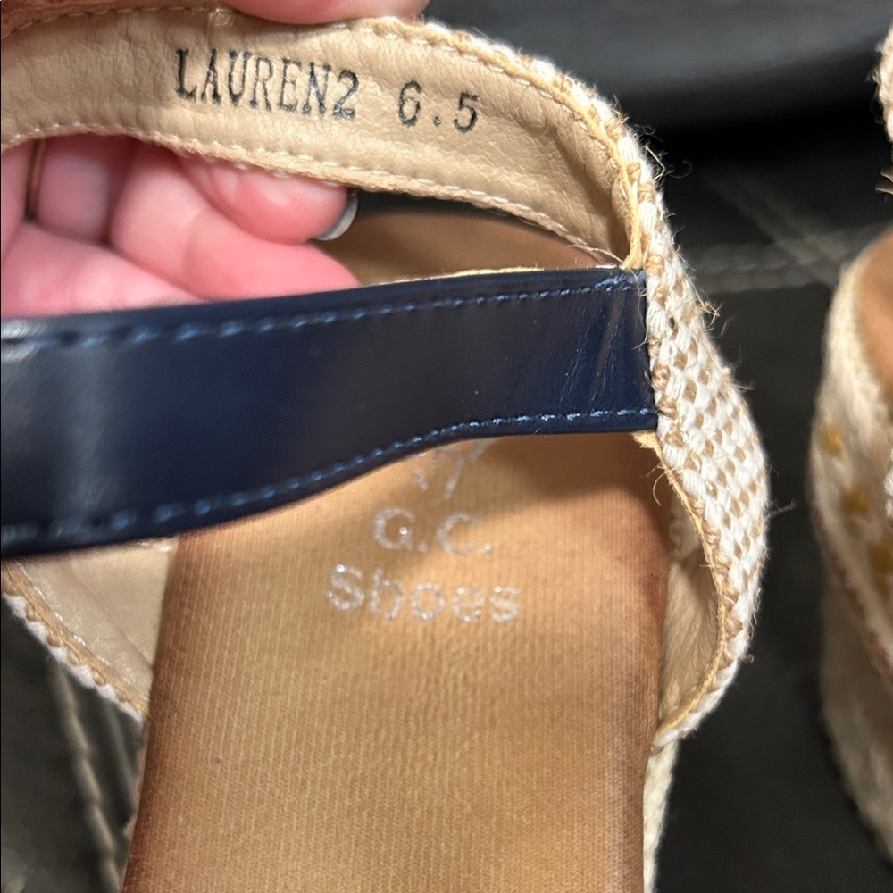 GC Shoes Lauren2 Navy and Tan Woven Wedge Sandals 6.5 - Picture 4 of 9
